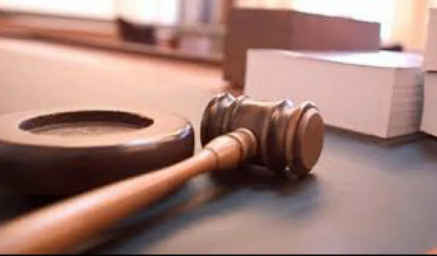Curtea de Apel Piteşti a desfiinţat sentinţa de condamnare a foştilor şefi BCR. Dosarul va fi rejudecat