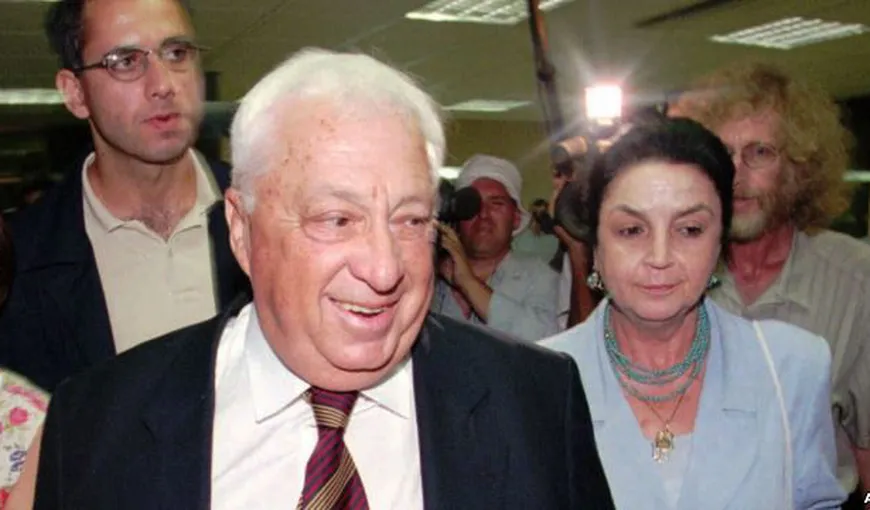 ARIEL SHARON A MURIT: Trupul neînsufleţit al fostului premier israelian va fi înmormântat lângă SOŢIA ROMÂNCĂ