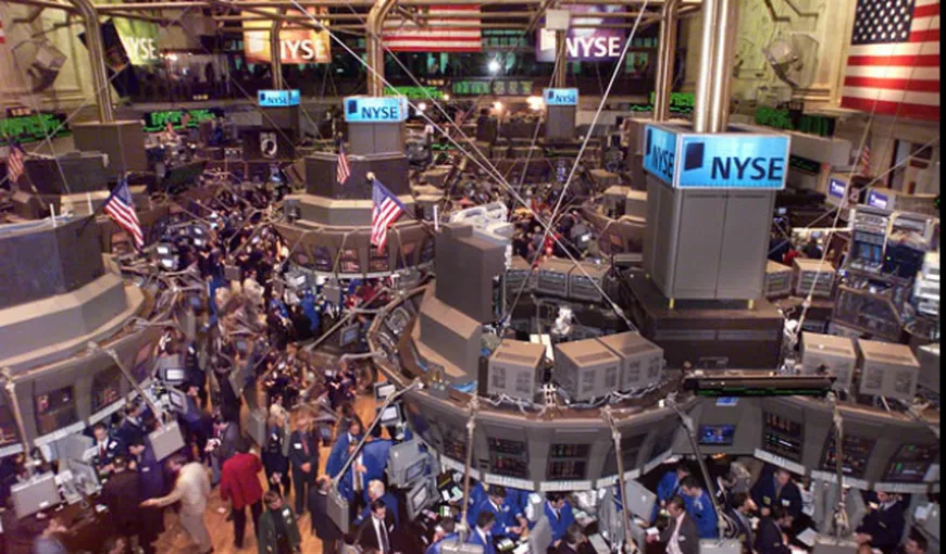 Bursa de la New York începe anul în scădere pentru PRIMA DATĂ din 2008