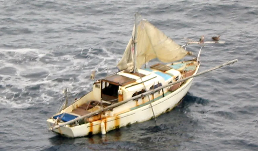 Supravieţuire MIRACULOASĂ: Un naufragiat PLUTEA ÎN DERIVĂ, în PACIFIC, din septembrie 2012
