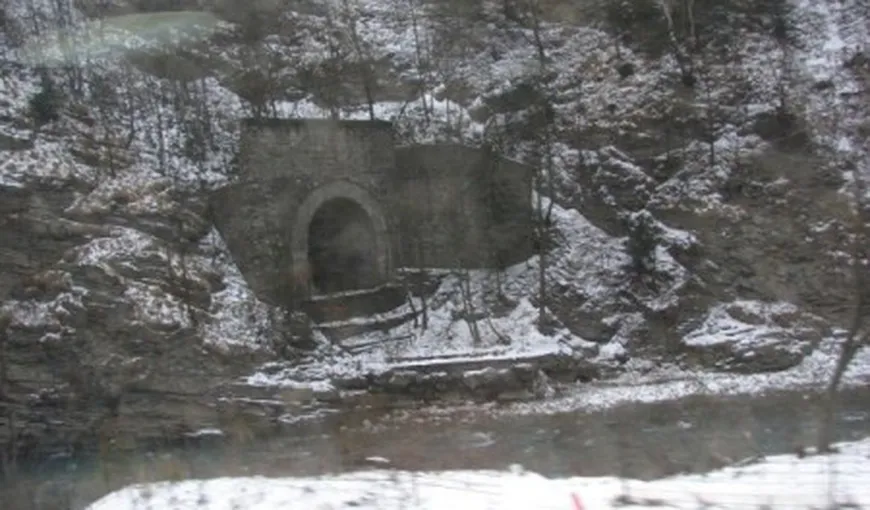 Misterul tunelului din Bucegi, în care SS-ul a făcut un adevărat masacru. 100 de oameni ar fi îngropaţi acolo