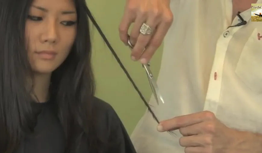 Cum să-ţi tai vârfurile acasă, ca să îţi crească părul mai repede VIDEO