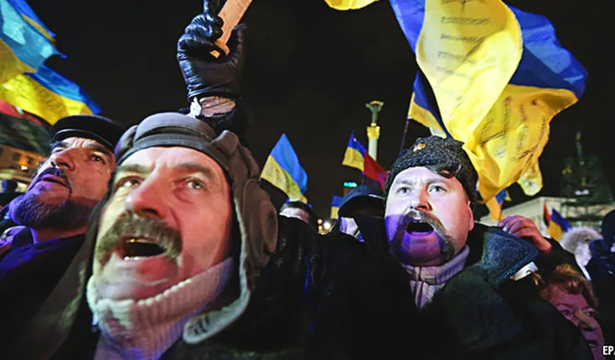 CRIZA DIN UCRAINA: Opoziţia continuă lupta, UE cere puterii de la Kiev să-şi respecte promisiunile
