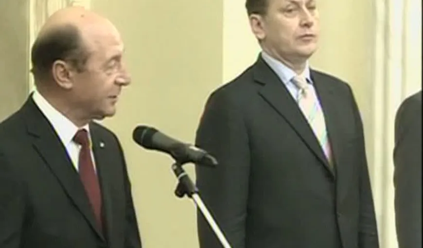 Victor Ponta, despre discuţiile Antonescu-Băsescu: Fiecare se consultă cu cine crede de cuviinţă
