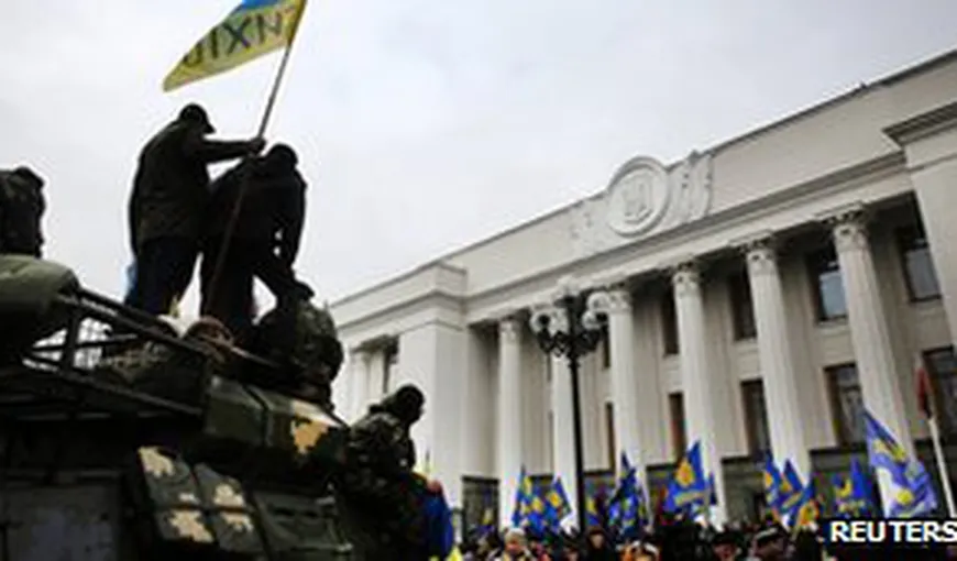 Ucraina denunţă o invazie armată din partea Rusiei: 6.000 de soldaţi ruşi trimişi pe teritoriul ei