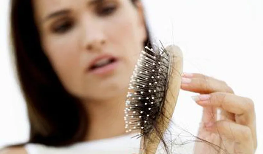 Cauzele căderii părului. Vezi dacă suferi de vreo boală