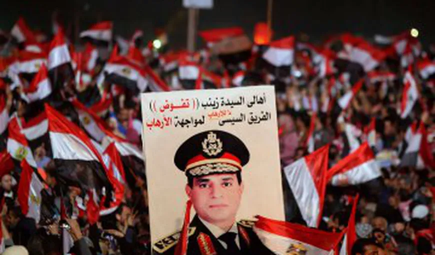 Egipt: GUVERNUL sprijinit de armată a DEMISIONAT