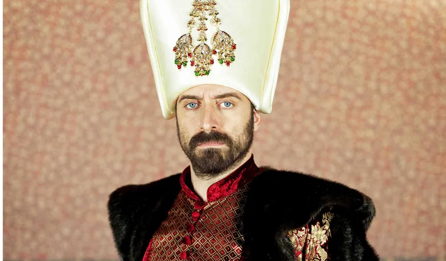 Halit Ergenc din Suleyman Magnificul are probleme: Fiul meu îşi cunoaşte tatăl numai cu barbă