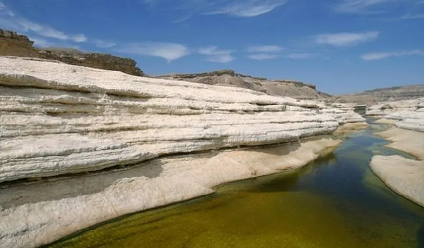 O minune din Vechiul Testament s-a repetat în Israel: Un râu secat s-a umplut de apă sub ochii oamenilor VIDEO