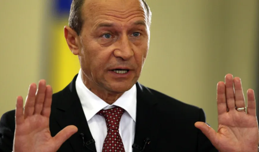 Băsescu: ANAF, OPC şi ANSVSA sunt ale partidelor. SRI suplineşte funcţionarea lor