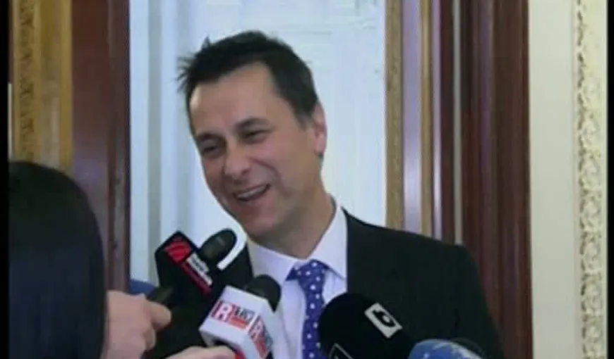 Ministrul-actor, Bogdan Stanoevici, făcut „varză de Bruxelles” în comisia de audiere