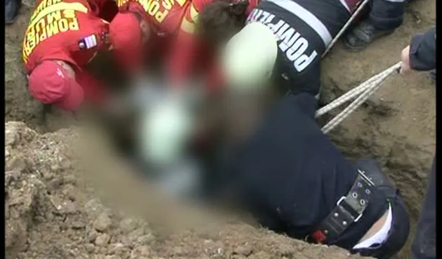 Accident de muncă în Vaslui. Un bărbat A MURIT după ce a fost prins sub un mal de pământ VIDEO