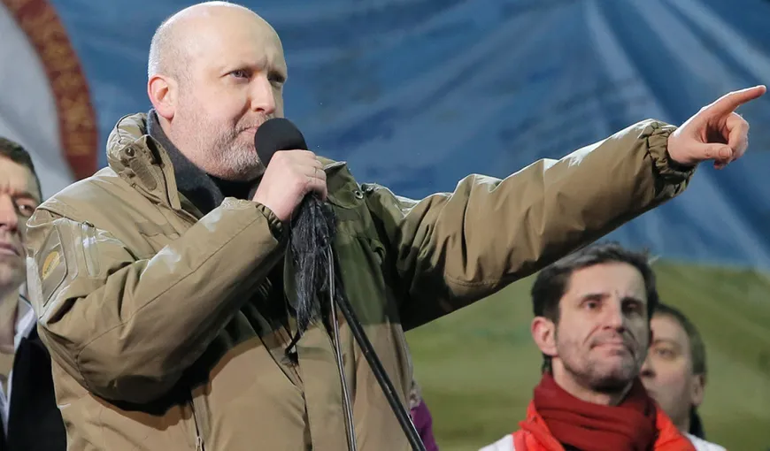 Preşedintele Ucrainei apare în uniformă militară. Guvernul de la Kiev cere armament ţărilor occidentale