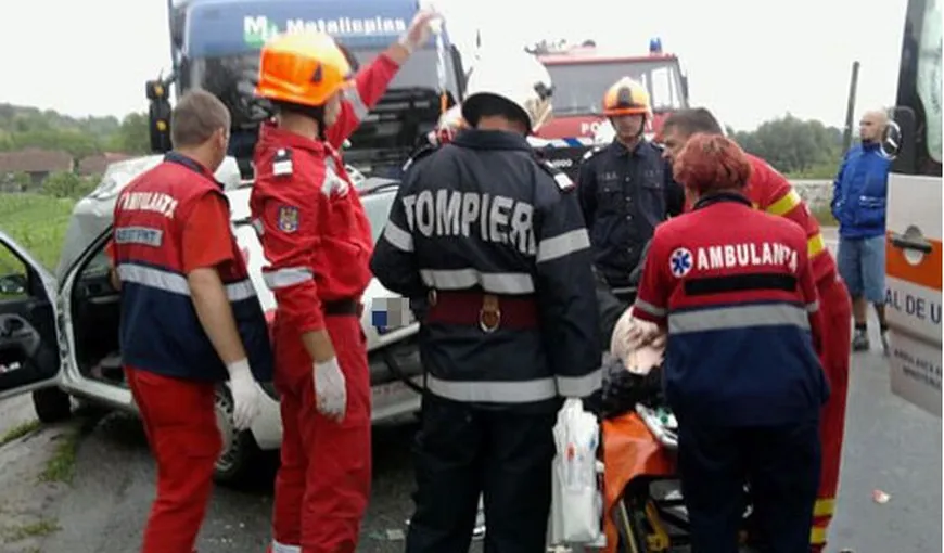 Accident pe DN1, în apropierea localităţii Voila. Cinci persoane sunt rănite VIDEO