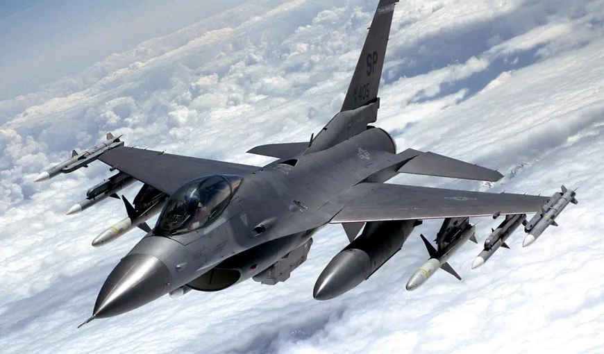 Mihnea Motoc: Primele şase avioane F-16 vor fi preluate oficial pe 28 septembrie