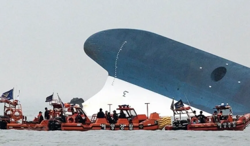 Scafandrii au scos 16 corpuri din epava feribotului naufragiat în Coreea de Sud