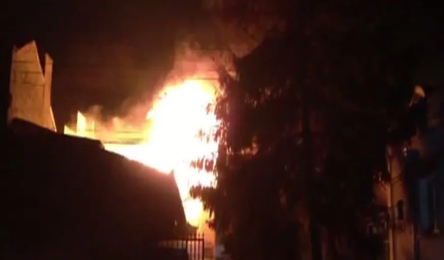Trei dansatoare au murit arse de vii după ce un restaurant din Constanţa a fost mistuit de flăcări VIDEO