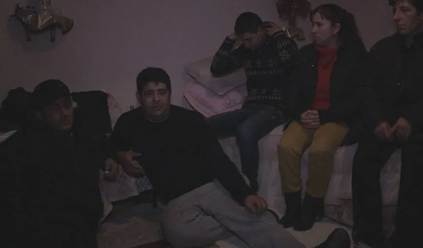 Marea Britanie: Un documentar arată cum romii sunt bucuroşi să exploateze sistemul de asistenţă socială