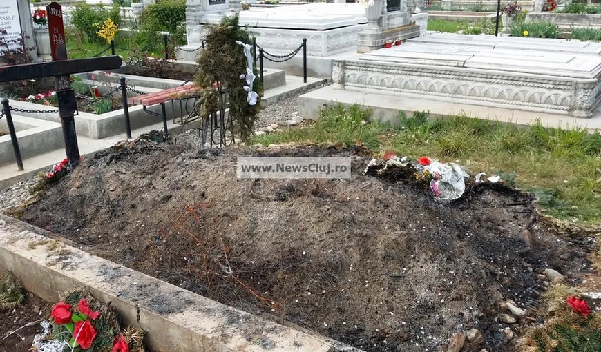 Tragedie în Vinerea Mare. Mormântul elevului electrocutat din Turda, mistuit de flăcări