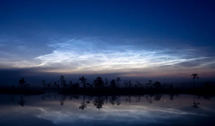 Norii luminicenţi: De ce apar pe cerul noţii?