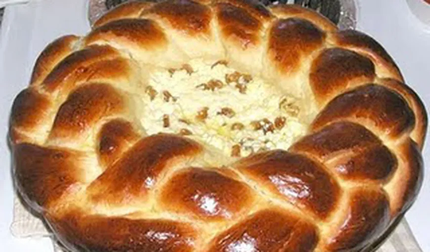 Pască moldovenească cu brânză dulce