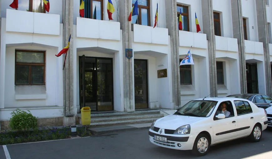 Primăria Constanţa, obligată în prima instanţă să plătească peste 90 de milioane de euro firmei de salubrizare