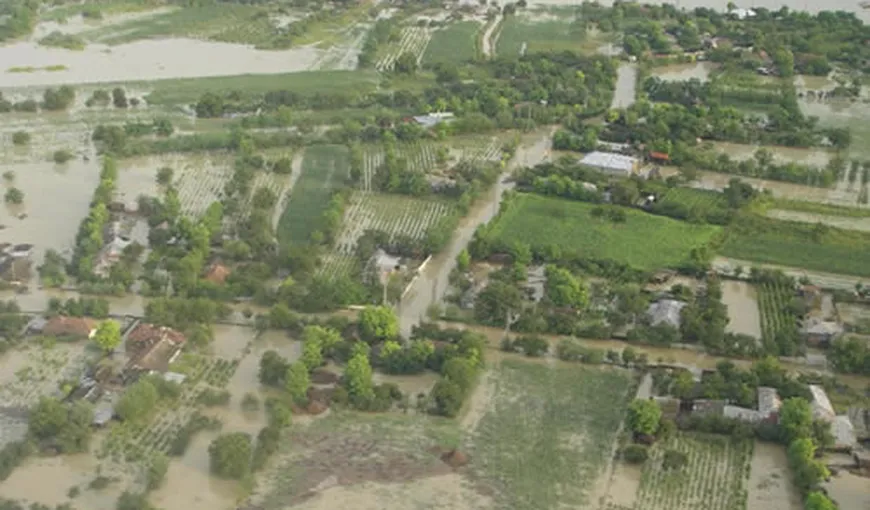 CODUL GALBEN de inundaţii a fost restrâns: Vezi zonele afectate