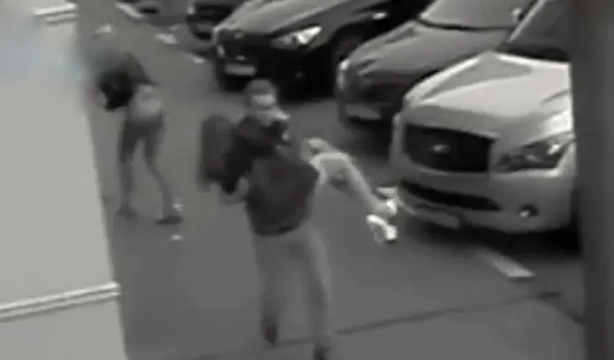 O DANSATOARE la BARĂ a fost răpită de un bărbat când ieşea din CLUB. Ce i-a făcut după ce a dus-o acasă VIDEO