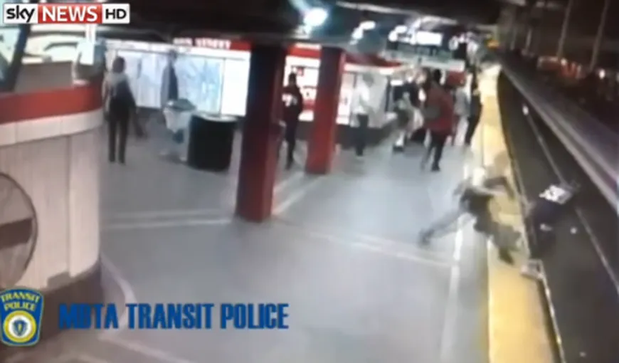 Momente dramatice la metrou: Un bărbat a fost salvat în ultima clipă de la sinucidere VIDEO