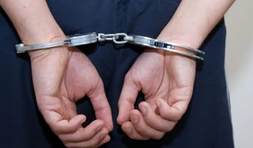 Un român, urmărit internaţional pentru un omor în Elveţia, a fost arestat