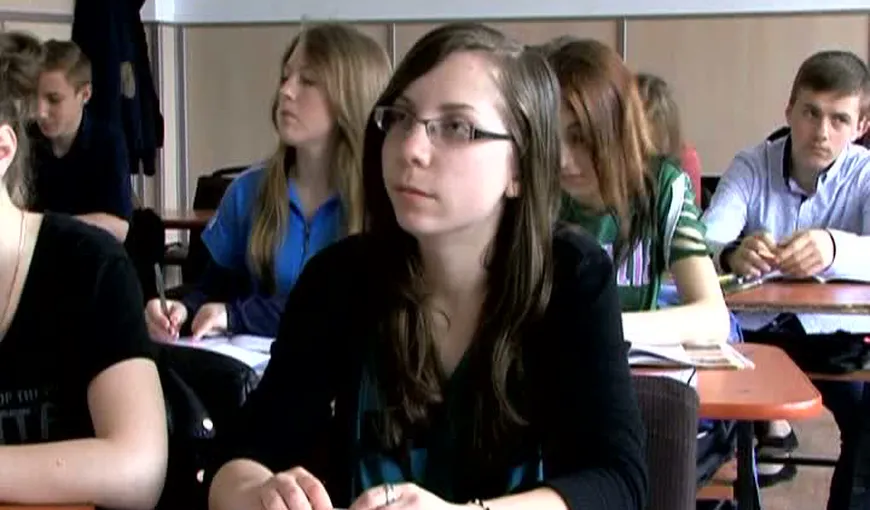 Lecţie de demnitate: O elevă din Vaslui, OLIMPICĂ, în ciuda problemelor financiare ale familiei sale VIDEO