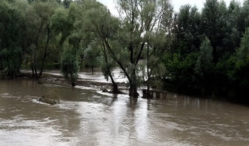Cod PORTOCALIU şi GALBEN de inundaţii pe Dunăre. ZECE judeţe afectate