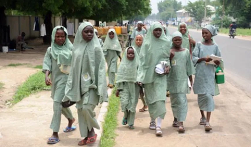 Gruparea Boko Haram va ELIBERA O SUTĂ de liceene pe care le-a răpit