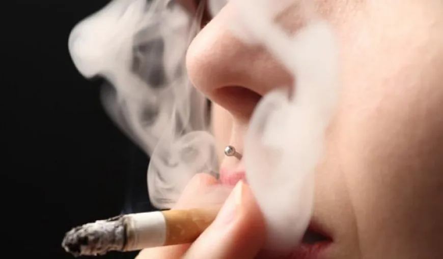 Fumătorii pasivi inhalează fără să ştie peste 7.000 de chimicale