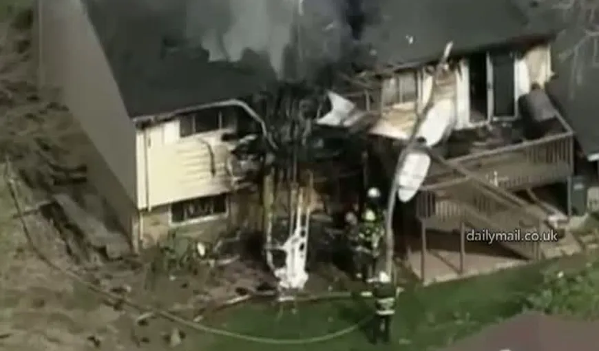 INCENDIU PUTERNIC în statul american Colorado, după ce un avion s-a prăbuşit peste o casă VIDEO