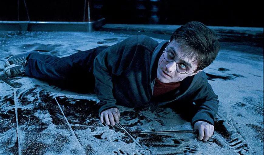 FANII HARRY POTTER SUNT ŞOCAŢI. Daniel Radcliffe este pe MOARTE. „Nu mai poate nici să se lege la şireturi”