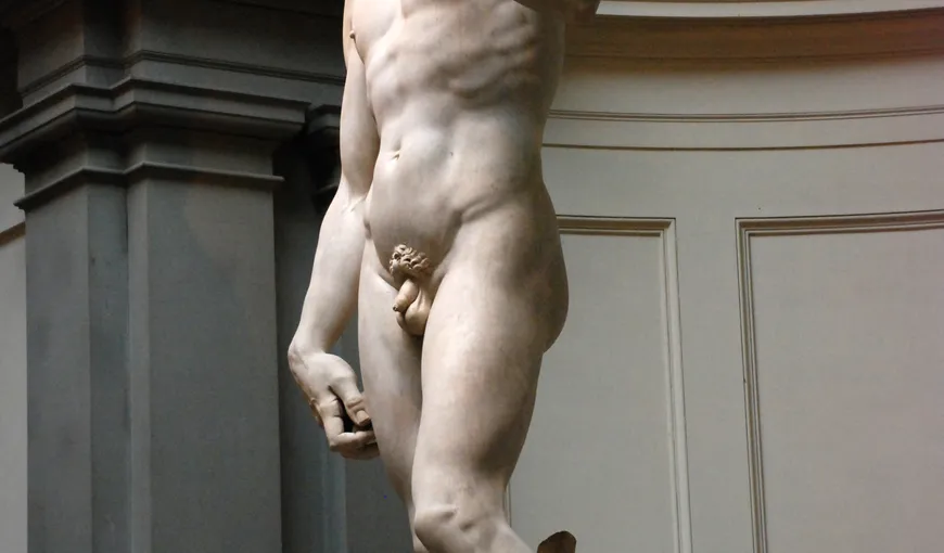 Statuia lui David de Michelangelo se deteriorează: Are micro-fracturi la picioare
