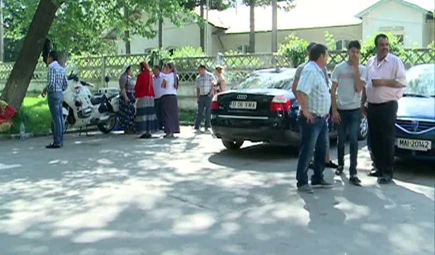 Un avocat a fost şantajat de o familie de romi după ce a luat mită
