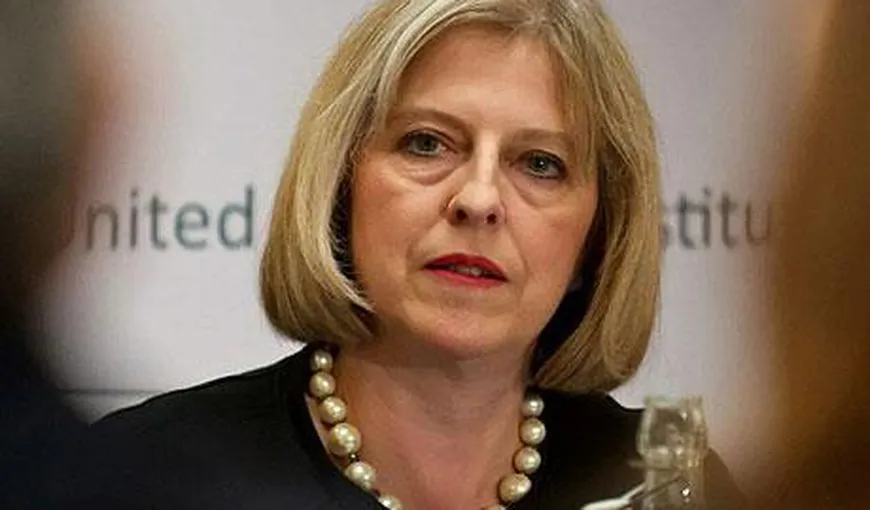 Ministrul britanic de interne anunţă o nouă linie dură împotriva imigraţiei