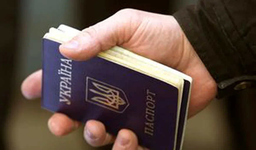 Ucraina ar putea introduce vize pentru cetăţenii ruşi