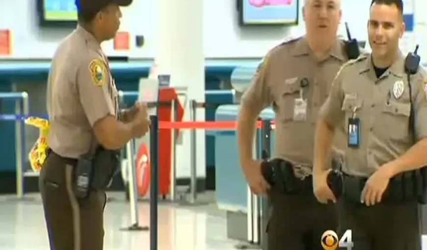 Haos pe aeroportul din Miami, din cauza unui român. În bagajul lui a fost găsit un pachet suspect VIDEO