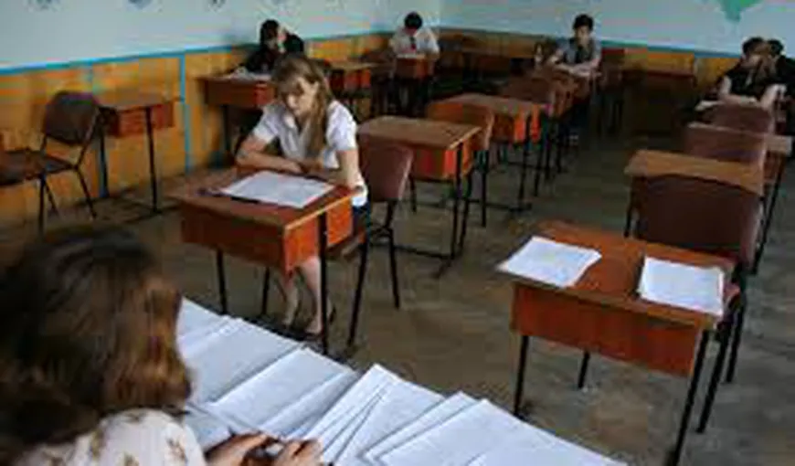 REZULTATE BACALAUREAT 2014 EDU.RO BUCUREŞTI. 56% dintre elevii de clasa a XII-a au promovat exemenul