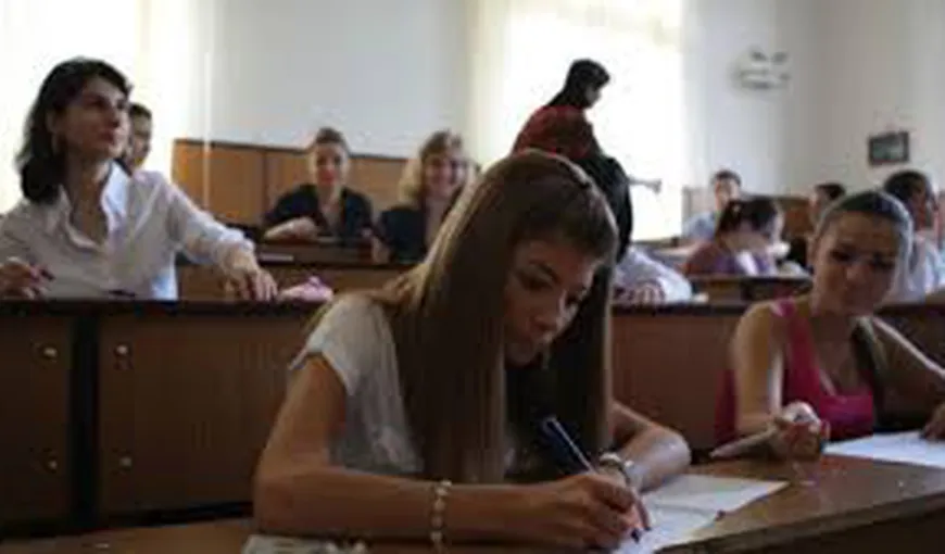 REZULTATE BACALAUREAT 2014 EDU.RO BISTRIŢA-NĂSĂUD. Peste 62% dintre absolvenţii de liceu au promovat examenul