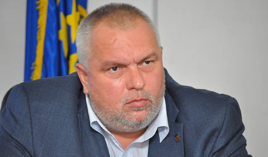 Nicuşor Constantinescu, şef al CJ Constanţa, arestat în lipsă
