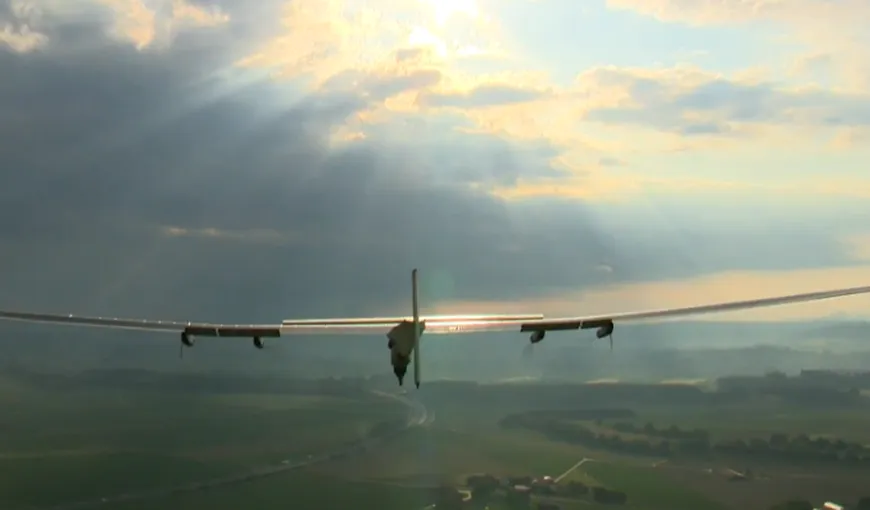 Al doilea prototip al avionului solar a reuşit un zbor de încercare VIDEO