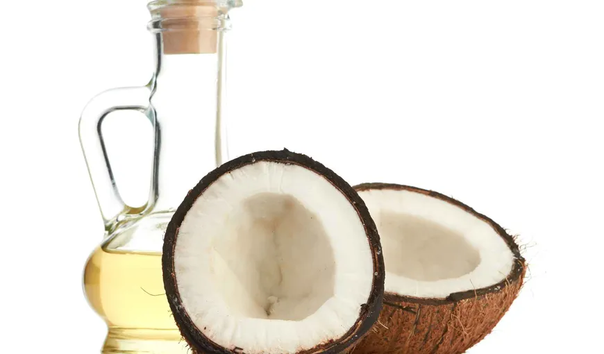 Cum te poate ajuta uleiul de cocos să ai o piele frumoasă