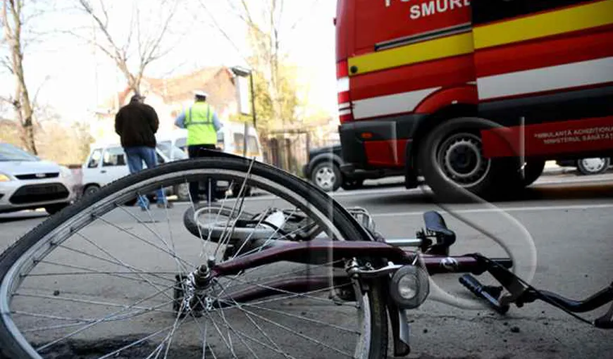 Un biciclist a accidentat grav o femeie, în Cluj