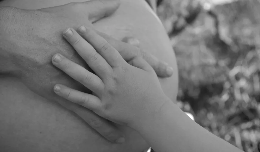 Amniocenteza: Ce este şi când este nevoie de această procedură