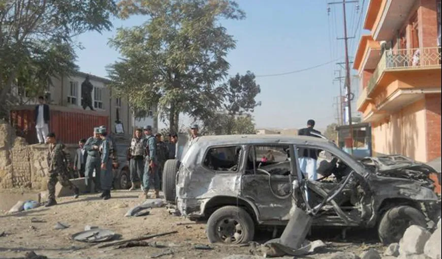ATENTAT: 16 persoane, printre care patru militari NATO, au murit în Afganistan UPDATE