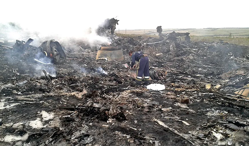 Observatorii OSCE au ajuns la locul catastrofei aeriene din Ucraina